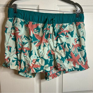The North Face Women’s Tropical Print Shorts Pink and Teal Size Large GUC